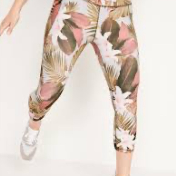 Old Navy Women Leggings Small Green & Pink Floral Powersoft Workout Athleisure - Picture 4 of 14